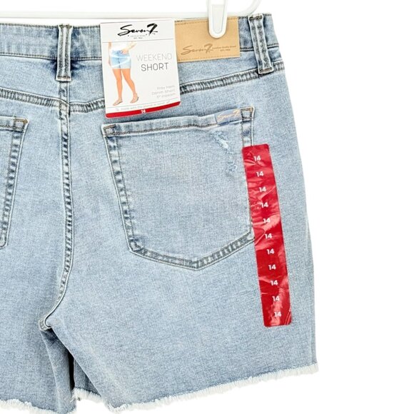 Seven7 Women's Distressed Fray Hem Stretch Weekend Blue Denim Shorts Size 14 NWT - Picture 4 of 11